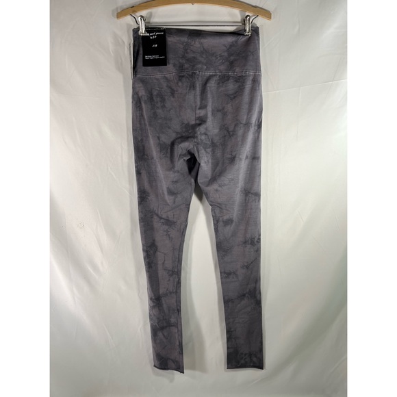 NWT Love And Peace By J.O. Large Charcoal Leggings Yoga Pants High Waist Regular - Picture 2 of 7
